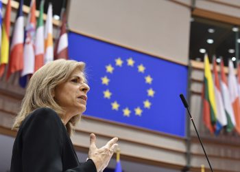 epa08947827 EU commissioner for Health Stella Kyriakides talks during a plenary session on EU global strategy on coronavirus disease (COVID-19) vaccinations at the EU parliament in Brussels, Belgium, 19 January 2021.  EPA/JOHN THYS / POOL