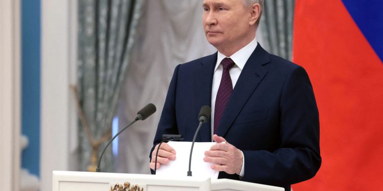 Russian President Vladimir Putin attends a ceremony marking International Women's Day at the Kremlin in Moscow, Russia, March 8, 2023. Sputnik/Mikhail Metzel/Pool via REUTERS ATTENTION EDITORS - THIS IMAGE WAS PROVIDED BY A THIRD PARTY.