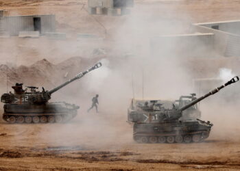 epa07311777 Israeli Artillery in action during a combat simulation against Hezbollah at a model of a Lebanese village during a large-scale military exercise at the Shizafon military base in southern Israel, 23 January 2019. Israeli Prime Minister Benjamin Netanyahu warned Iran, Hezbollah, and Hamas 'not to examine Israel's military power'. In addition, media reports that Netanyahu also stopped the 15 million US dollar Qatari fund transfer to Hamas in Gaza Strip, a donation by Qatar to pay the salaries of Gaza's civil servants.  EPA/ABIR SULTAN